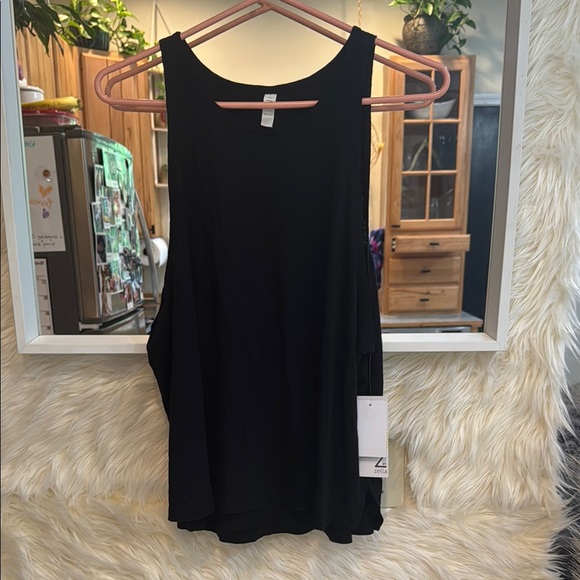 Zella Black Sleeveless Relaxed Tank Top - Picture 1 of 4